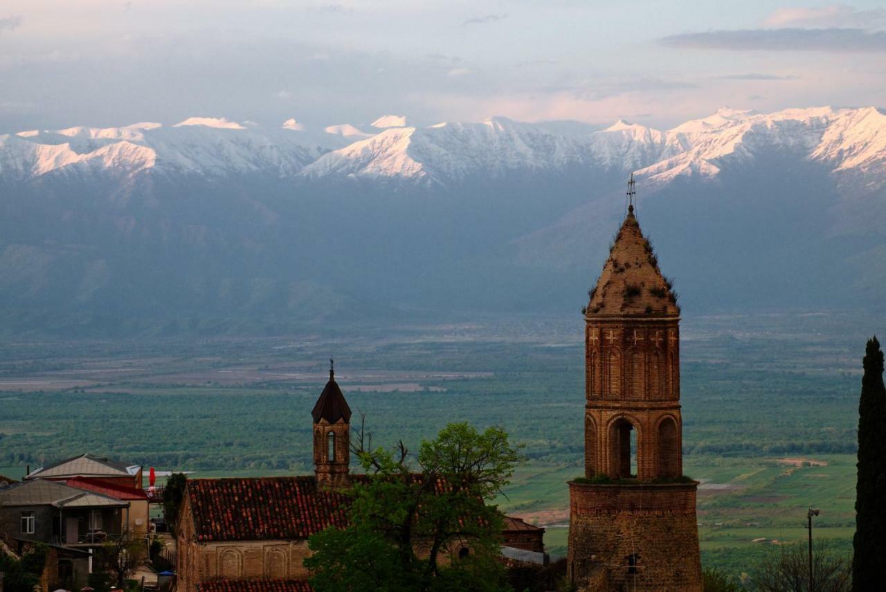 Peter'S Guest House Sighnaghi Esterno foto